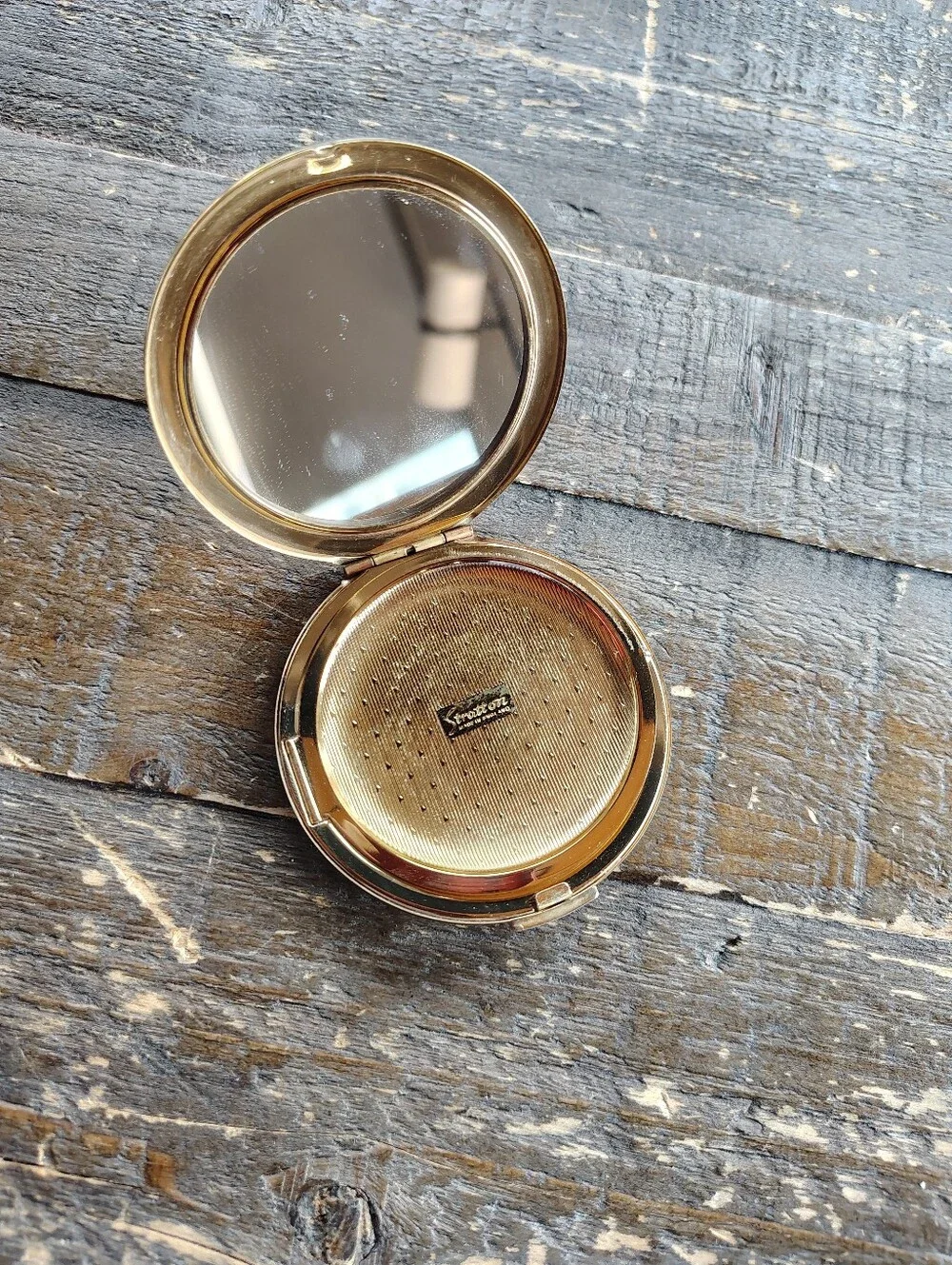 Vintage Stratton Powder Compact Mirror Made in England Art Deco Lady Vanity Gold